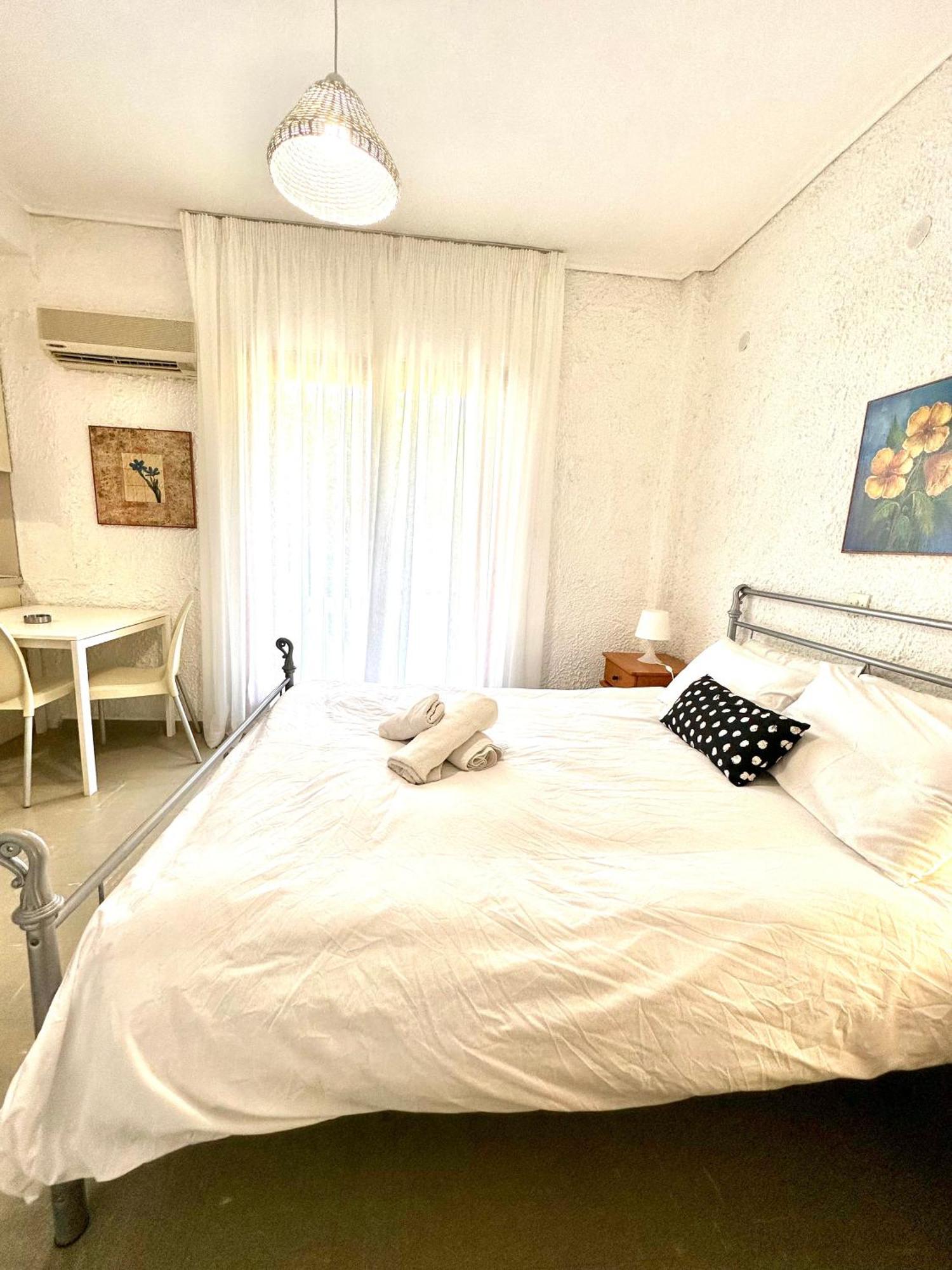 Katerina Apartments Neos Pirgos Room photo